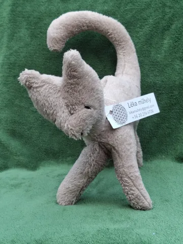 Big gray plush Cat from top