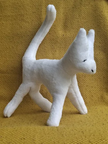 Big white plush Cat from top