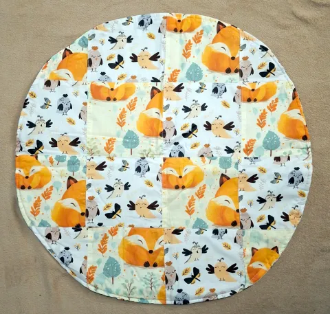 Medium multicolored Baby carpet v3