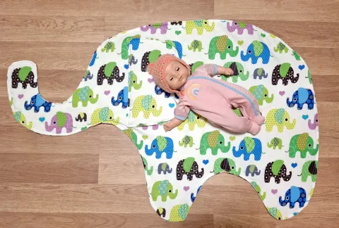 Medium multicolored textil Baby carpet elephantine